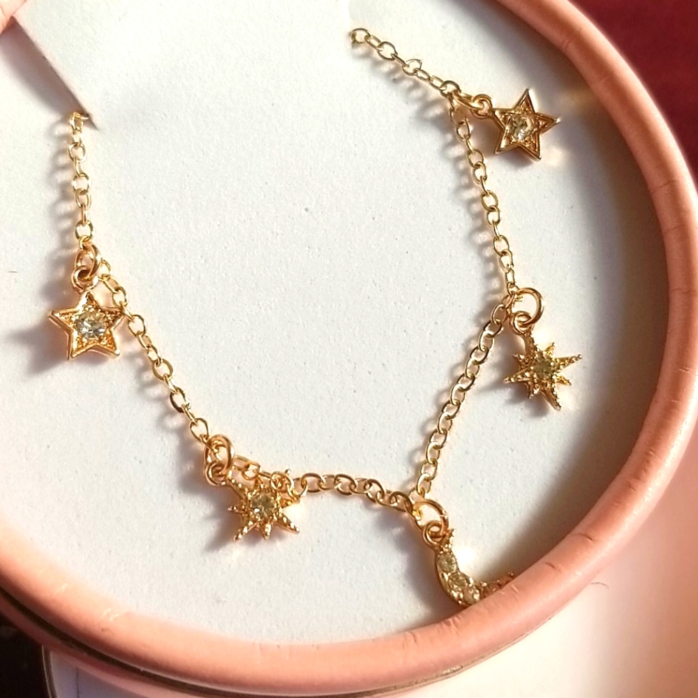 Gen3 Mila Zodiac Charm Bracelet